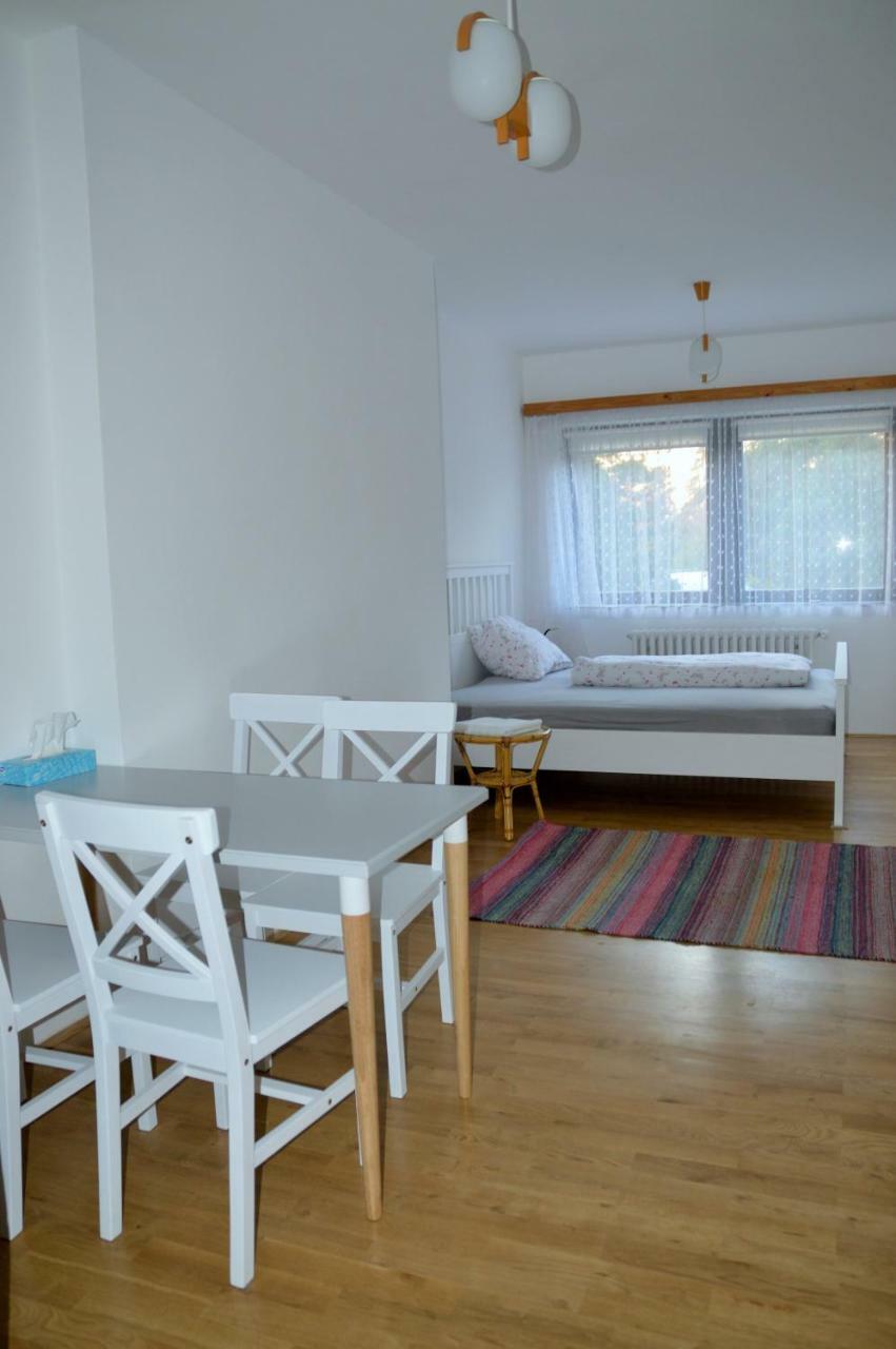 Ubytovani V Klanovicich - Forest Garden Villa Prága Kültér fotó